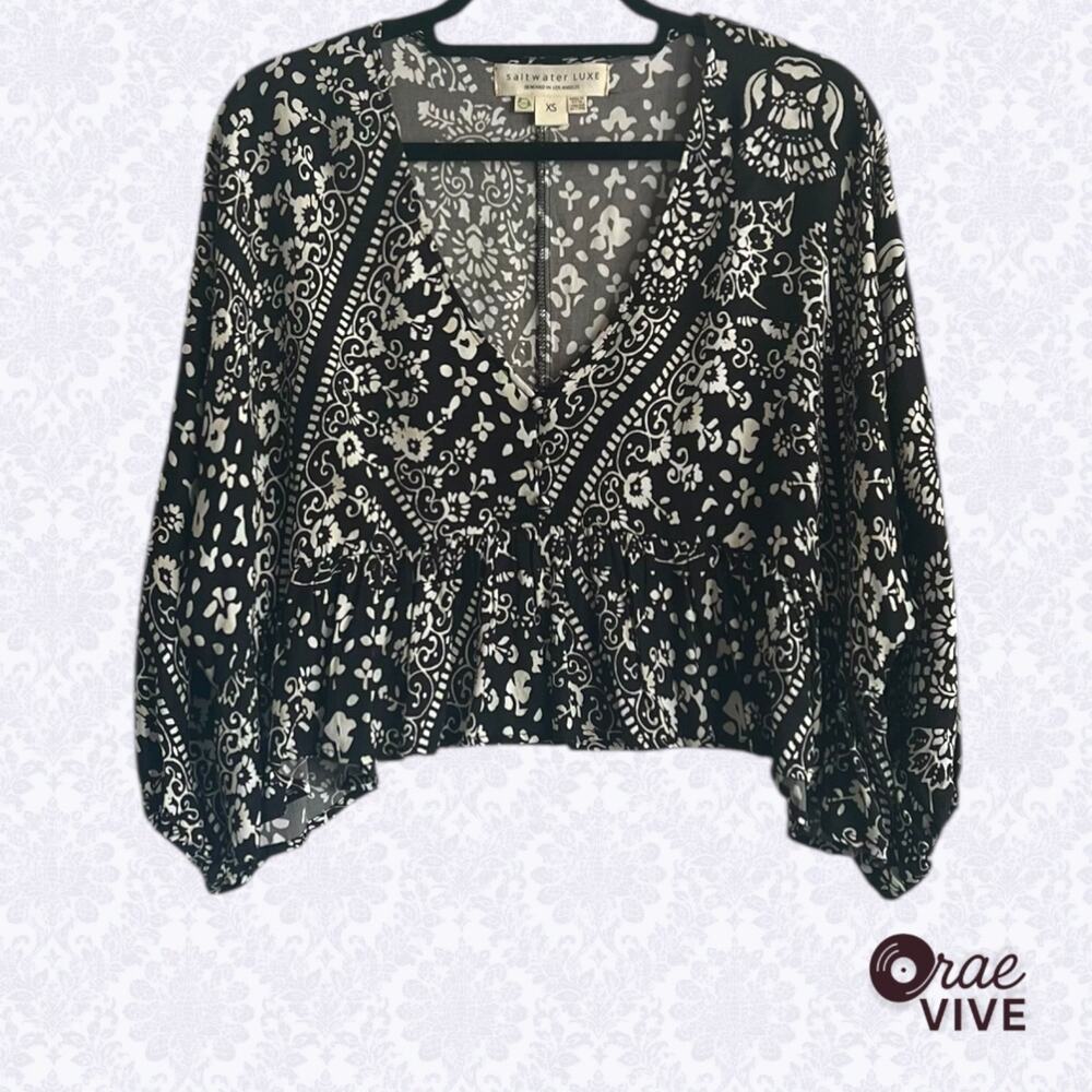 Saltwater LUXE Floral Peasant Top Blouse XS Black White Smocked Puff Sleeve